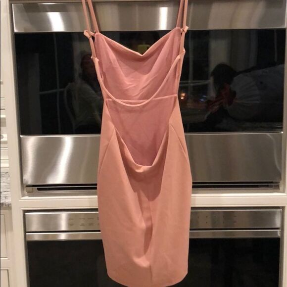 Pink mini dress with open back - Picture 2 of 3
